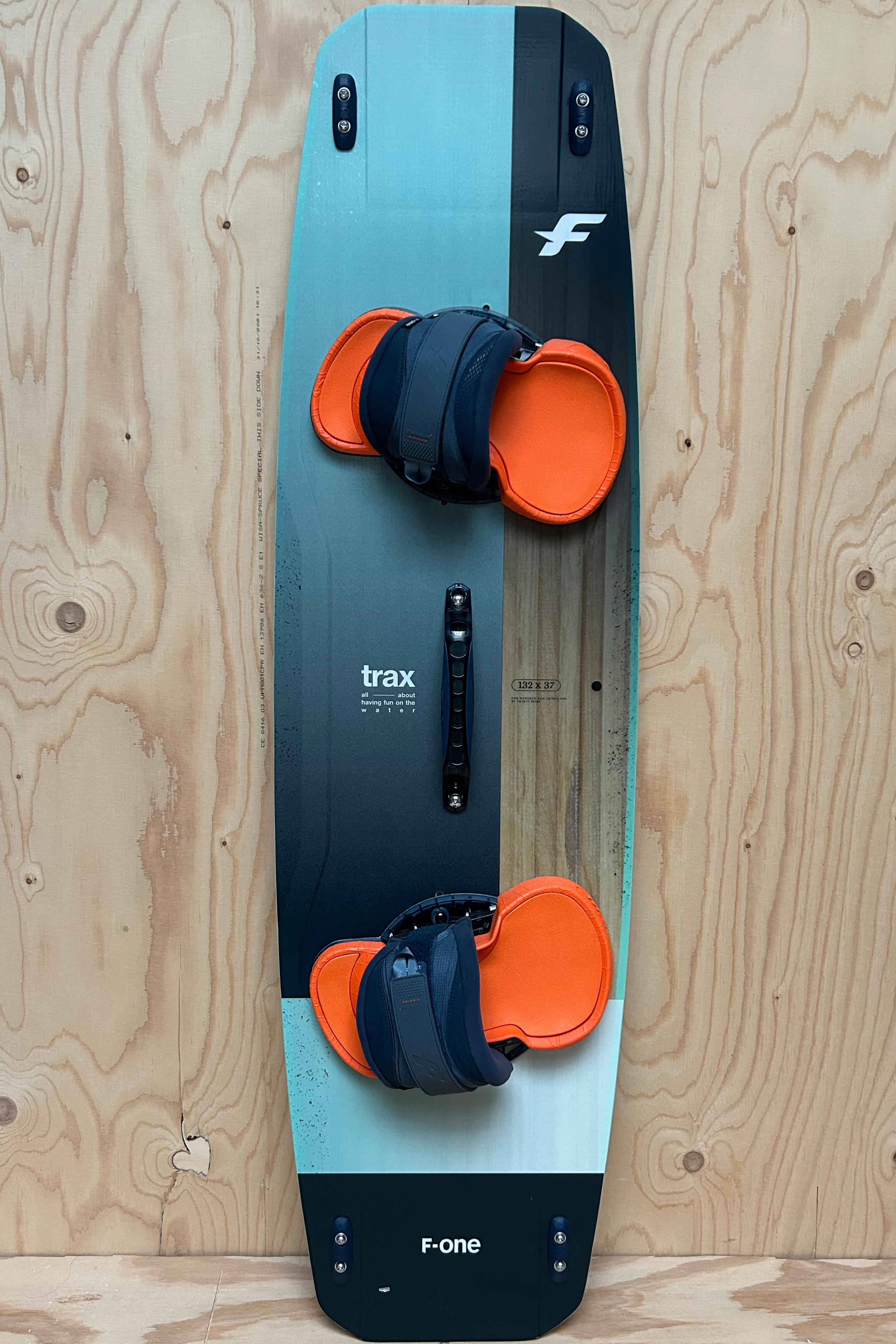 F-One-Trax 2023 Kiteboard (DEMO)